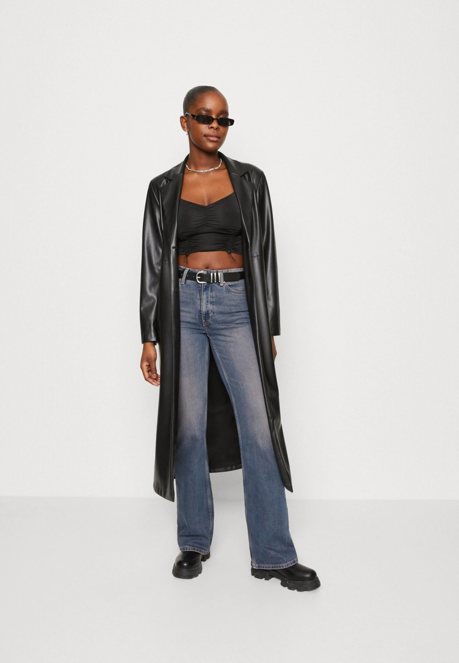 WEEKDAY Glow High - Jean Flare - Blue Medium Dusty â Image 2