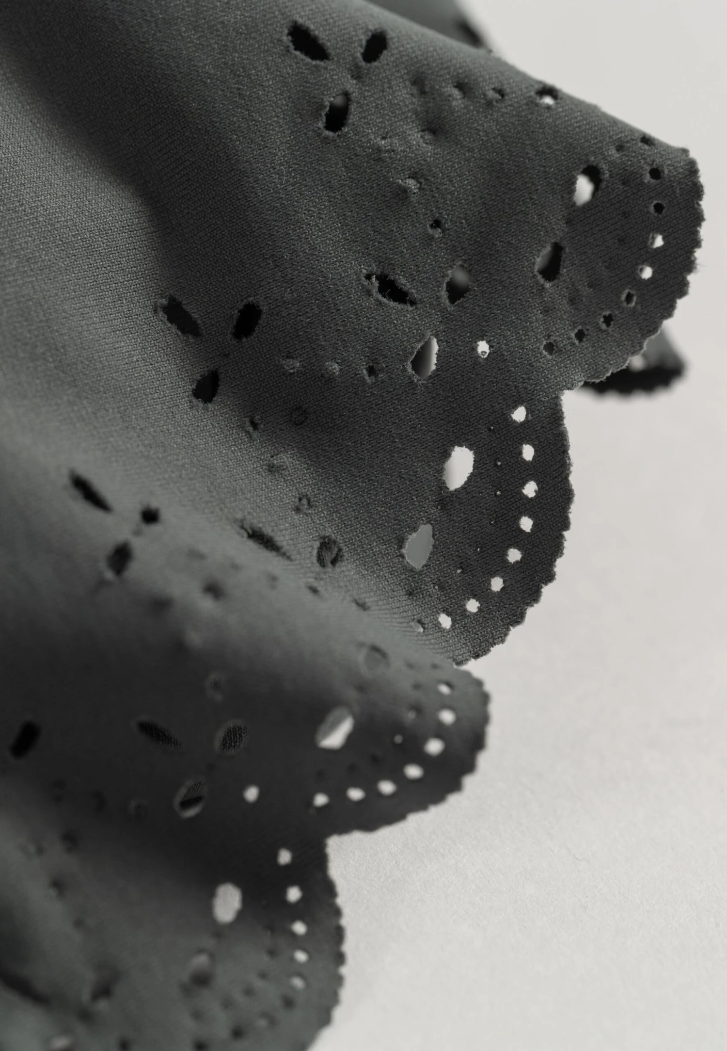 Cache Coeur Bloom - Bikini - Kaki – Image 9