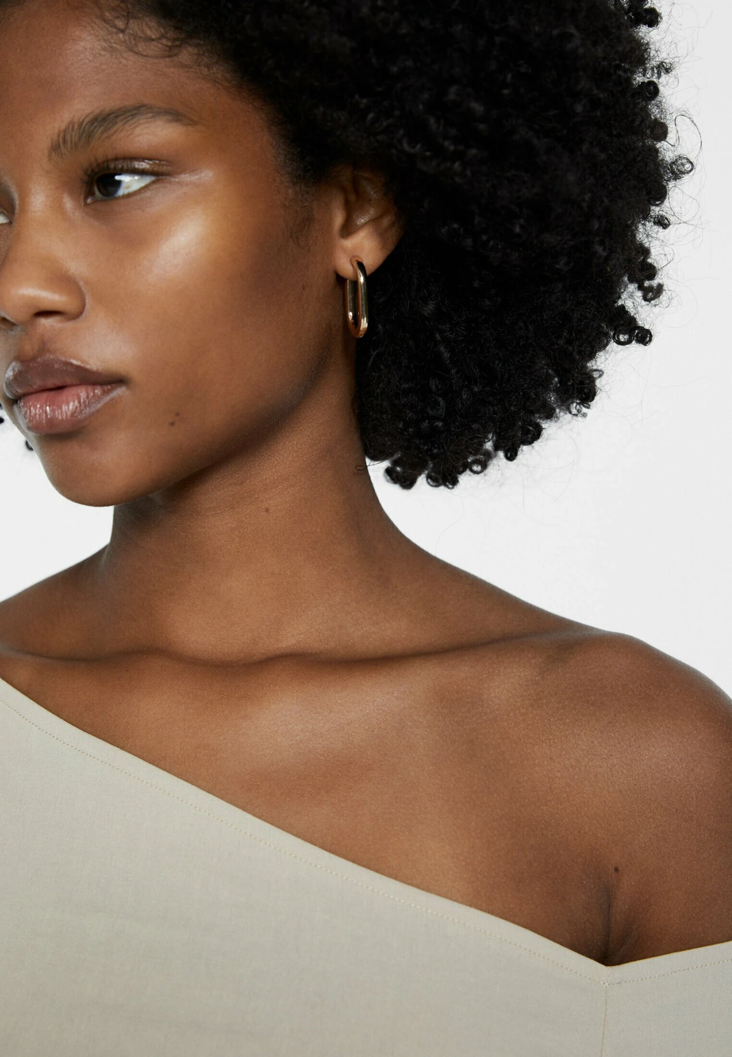 Stradivarius Long Sleeve With Asymmetric Neckline - T-Shirt Ă Manches Longues - Stone â Image 4