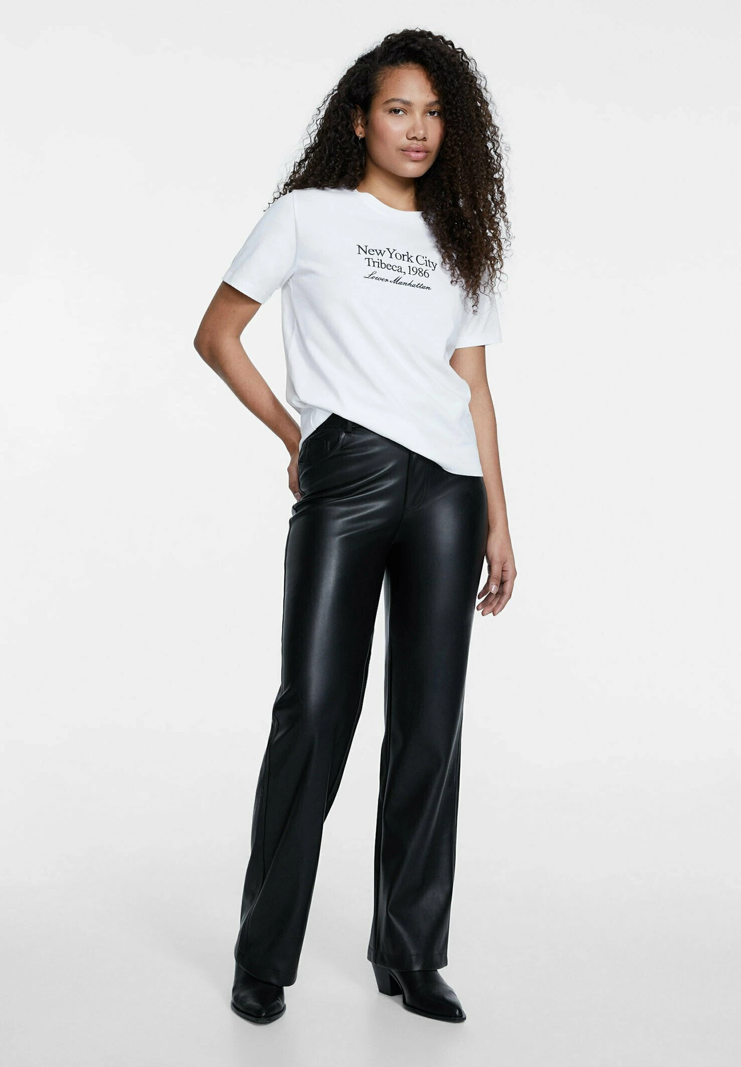 Stradivarius Embroidered - T-Shirt Imprimé - White – Image 2