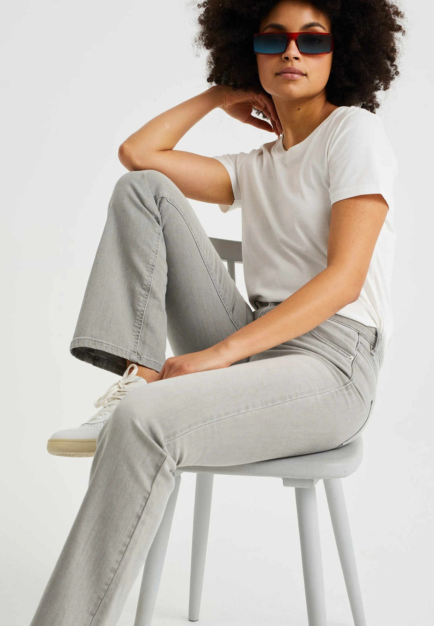 WE FASHION Mid Rise Met Comfort-Stretch - Jean Bootcut - Grey – Image 4