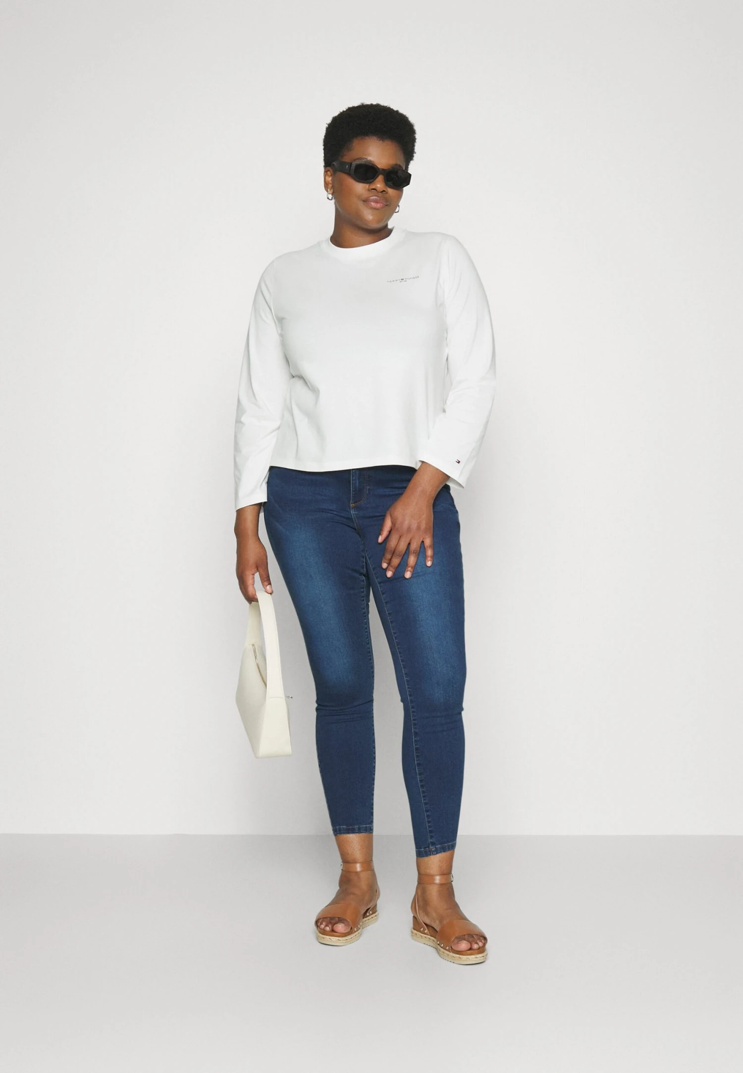 T-Shirt À Manches Longues - Ecru – Image 2