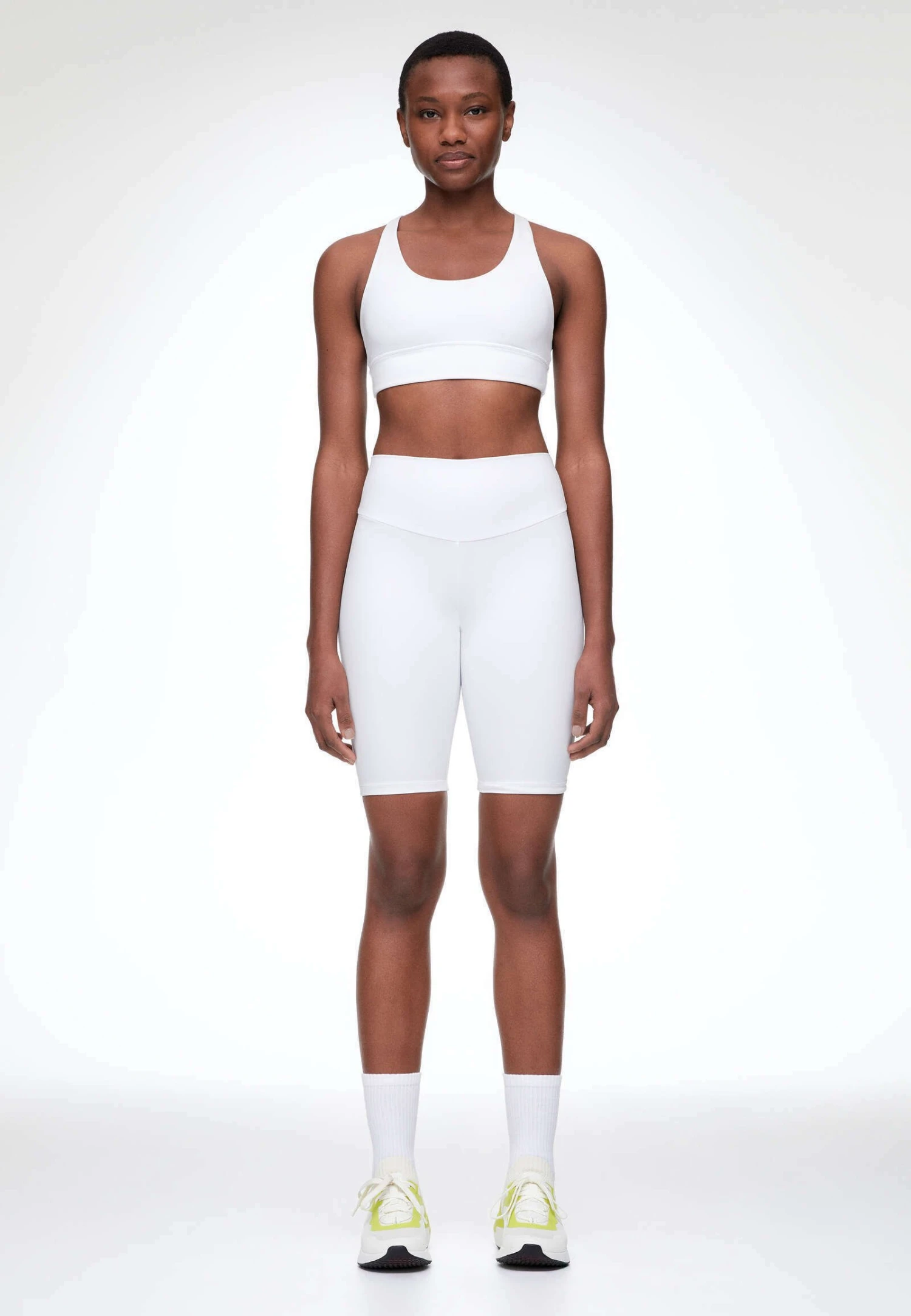 Oysho Comfortlux High-Rise Cycle - Short - White