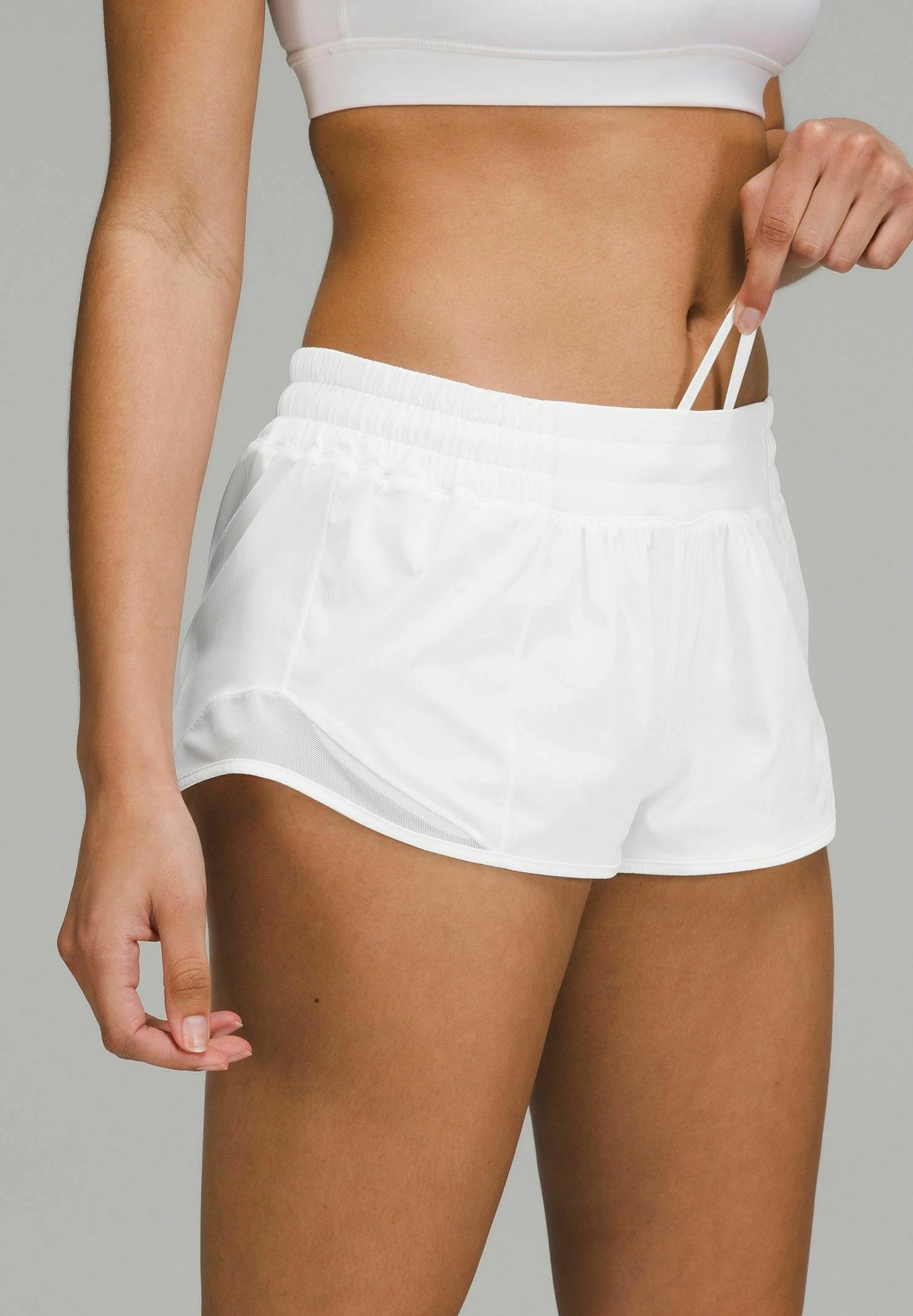Lululemon Hotty Hot Lr *Lined 6 Cm - Short De Sport - White – Image 4